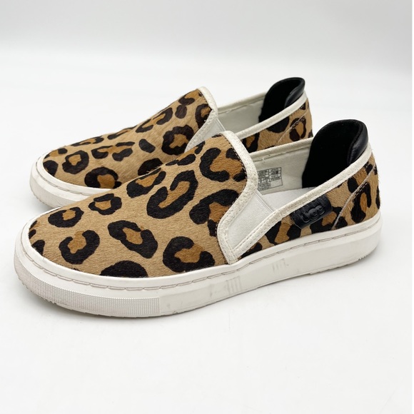 Ugg Alameda Spotty Animal Printed Easy Slip-on Sneaker Women's Size 6 Cow Hair - Picture 3 of 7
